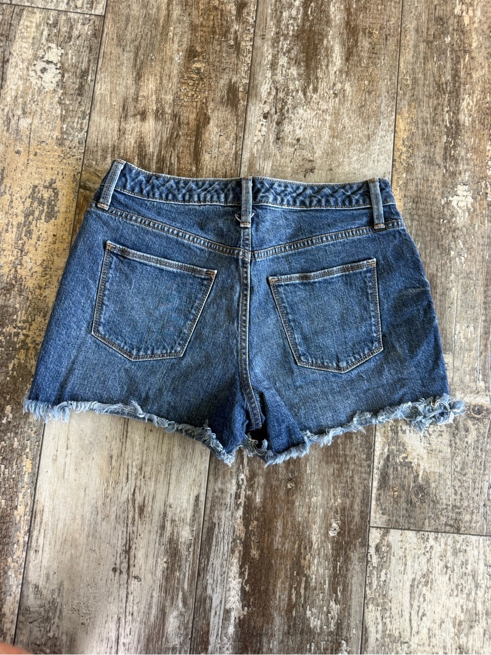 2 for $15 sale: Universal thread medium wash cut off jean shorts / 6/28 - Picture 3 of 3